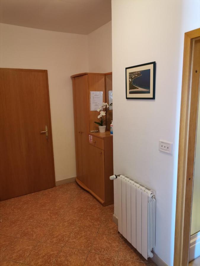 Matko 1 Apartment Bol Exterior photo